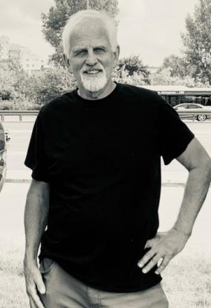 Kurt Hoelting
