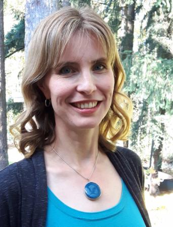 Rachel Muller Headshot